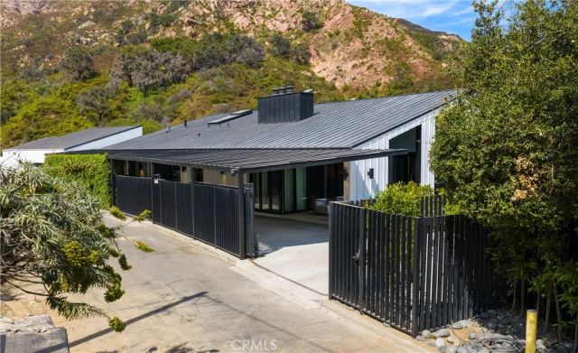 21656 Las Flores Heights, Malibu, CA 90265