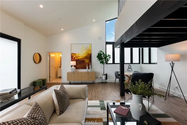 21656 Las Flores Heights, Malibu, CA 90265