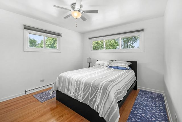 1015 S Leslie Lane, Villa Park, IL 60181