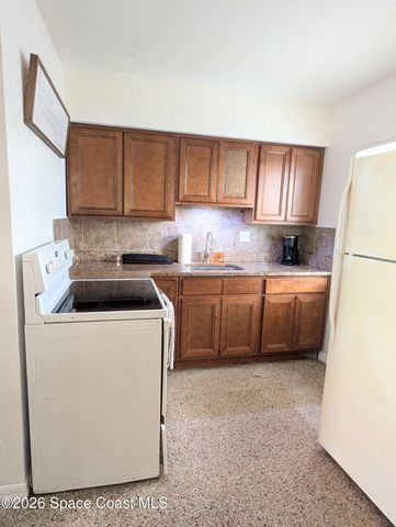 1420 Avocado Avenue 15, Melbourne, FL 32935