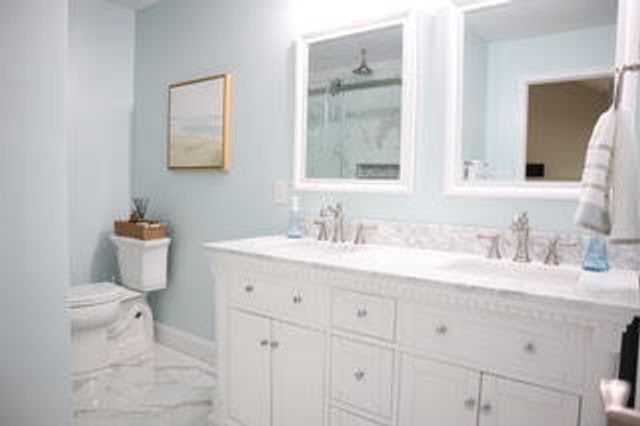 278 Peninsula Point DR, Moneta, VA 24121