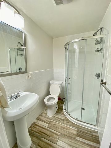258 Belmont St 1, Watertown, MA 02472