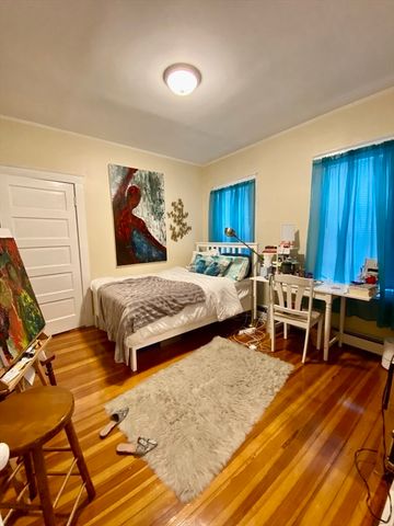258 Belmont St 1, Watertown, MA 02472