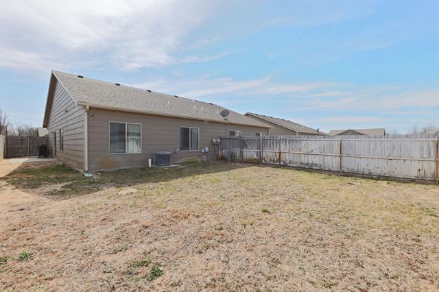 3308 E Aster St, Derby, KS 67037