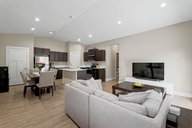 3308 E Aster St, Derby, KS 67037