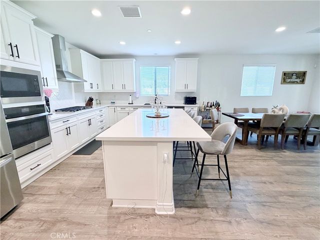 9401 Venetian, Jurupa Valley, CA 92509