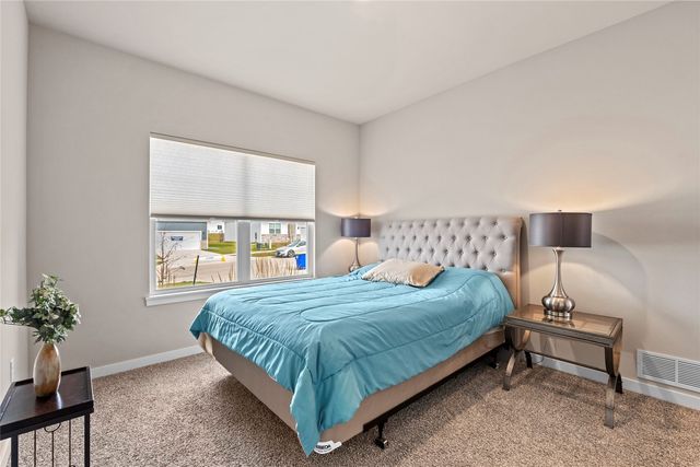 609 Maddie Lane, Tiffin, IA 52340