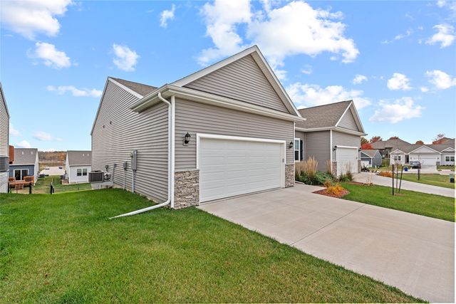 609 Maddie Lane, Tiffin, IA 52340