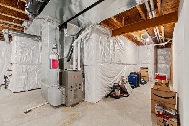 609 Maddie Lane, Tiffin, IA 52340