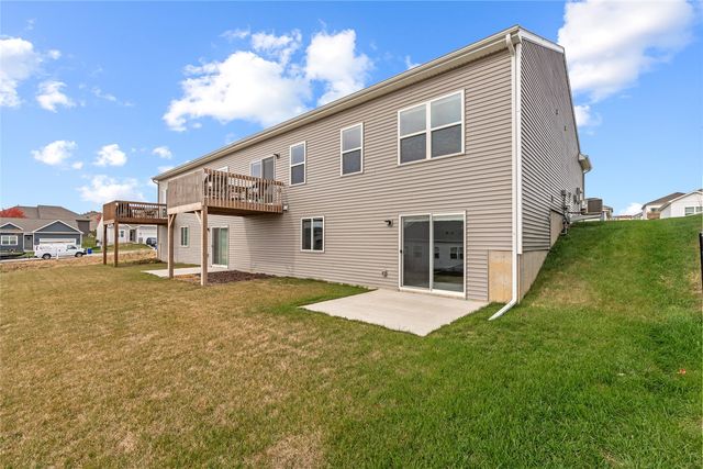 609 Maddie Lane, Tiffin, IA 52340