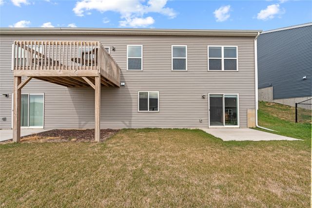 609 Maddie Lane, Tiffin, IA 52340