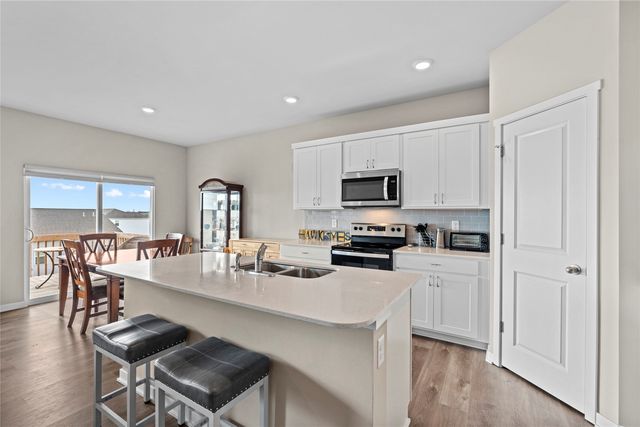 609 Maddie Lane, Tiffin, IA 52340