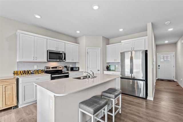 609 Maddie Lane, Tiffin, IA 52340