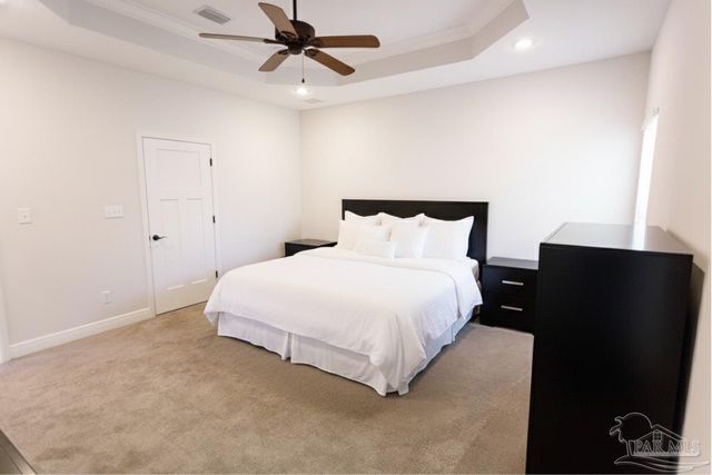 402 Bayshore Dr, Pensacola, FL 32507