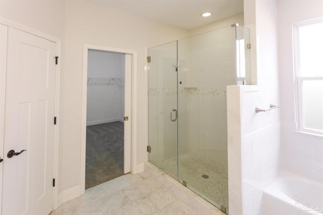 402 Bayshore Dr, Pensacola, FL 32507