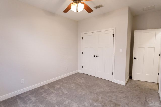 402 Bayshore Dr, Pensacola, FL 32507