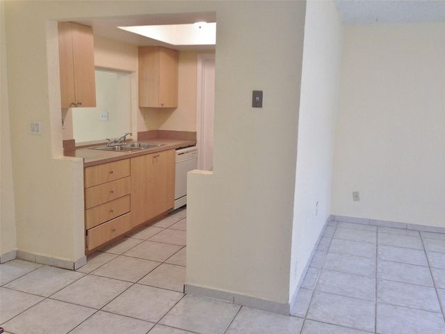 7510 NW 23rd Street, Sunrise, FL 33313