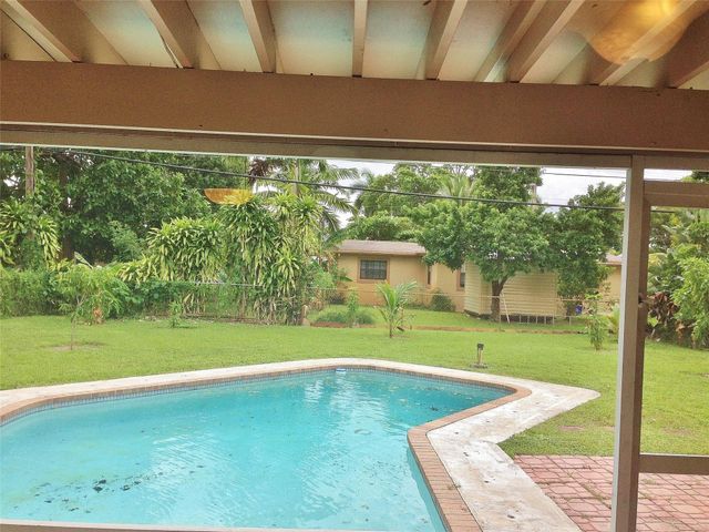 7510 NW 23rd Street, Sunrise, FL 33313