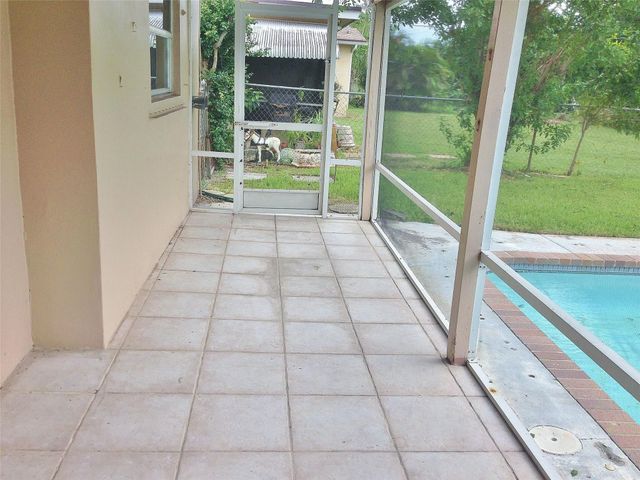 7510 NW 23rd Street, Sunrise, FL 33313