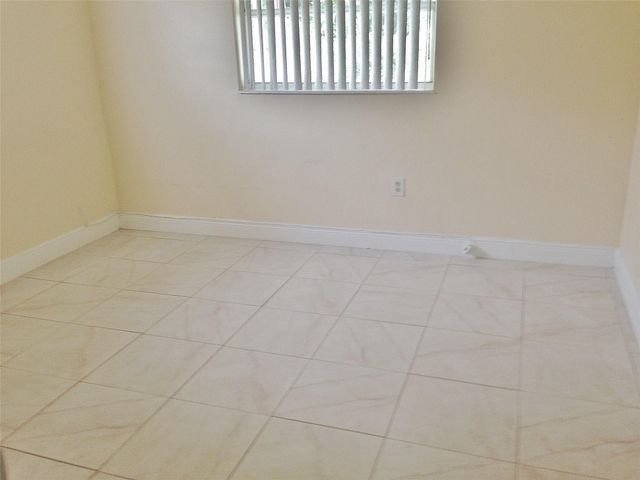 7510 NW 23rd Street, Sunrise, FL 33313