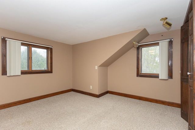 333 ROSALIA STREET, Oshkosh, WI 54901