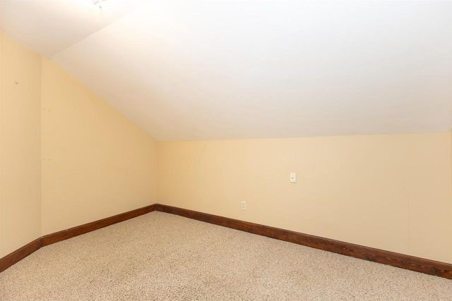 333 ROSALIA STREET, Oshkosh, WI 54901