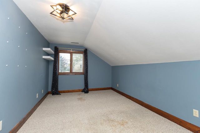 333 ROSALIA STREET, Oshkosh, WI 54901