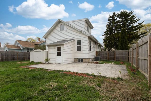 333 ROSALIA STREET, Oshkosh, WI 54901