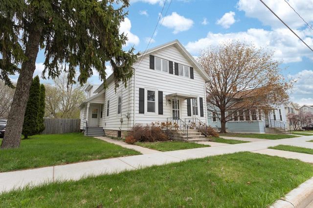 333 ROSALIA STREET, Oshkosh, WI 54901