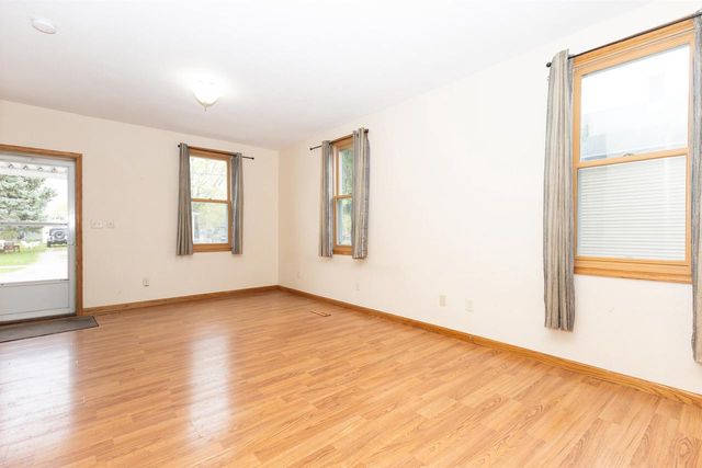 333 ROSALIA STREET, Oshkosh, WI 54901