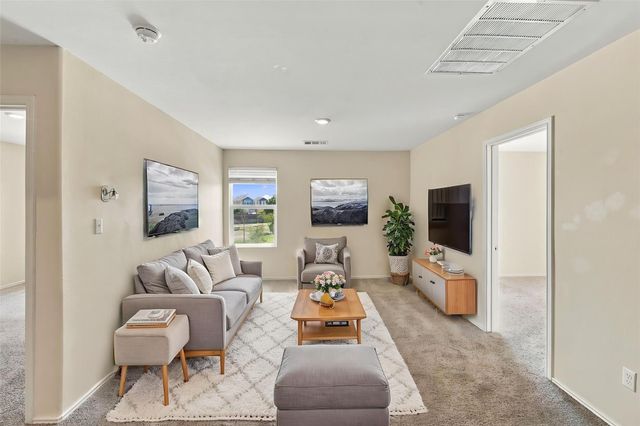 216 George Neggan LN, Bastrop, TX 78602