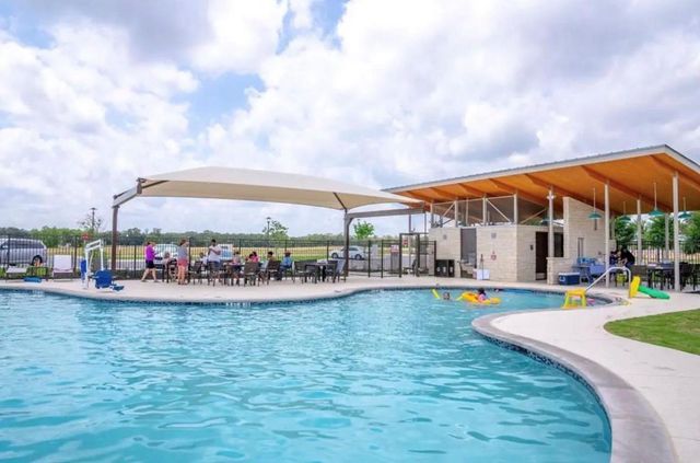 216 George Neggan LN, Bastrop, TX 78602
