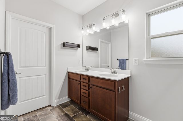 5911 Wauka Valley Pass, Clermont, GA 30527