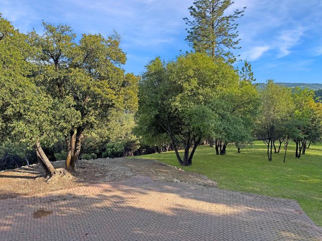 10095 Birchville Rd, Nevada City, CA 95959