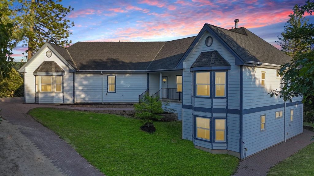 10095 Birchville Rd, Nevada City, CA 95959