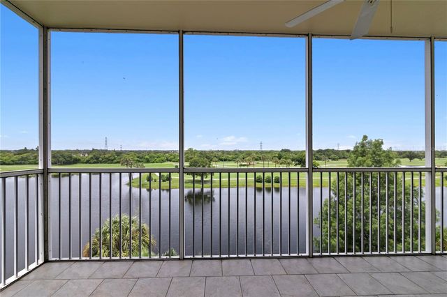 1200 COUNTRY CLUB DRIVE 1301, Largo, FL 33771