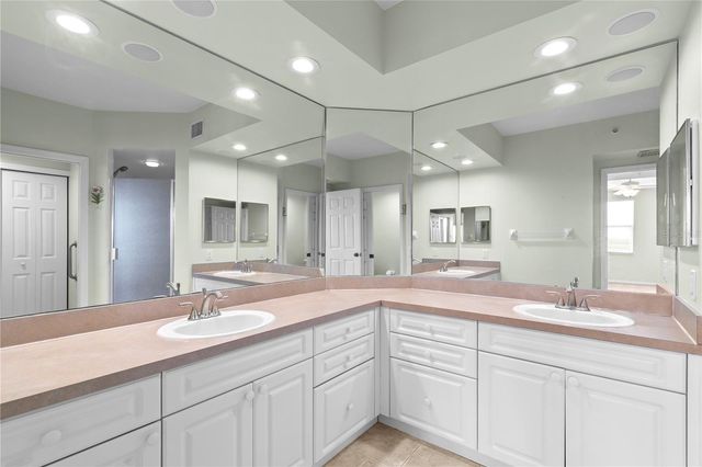 1200 COUNTRY CLUB DRIVE 1301, Largo, FL 33771