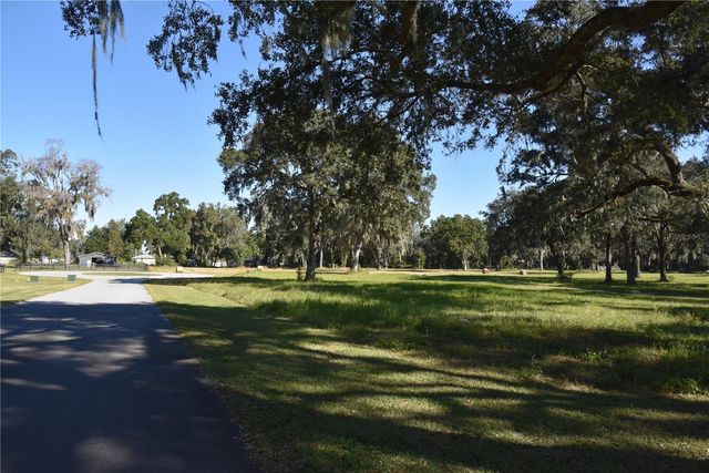 OFF HWY 301, Summerfield, FL 34491