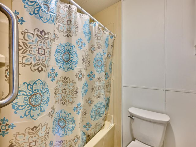 7829 SE Eagle Avenue, Hobe Sound, FL 33455