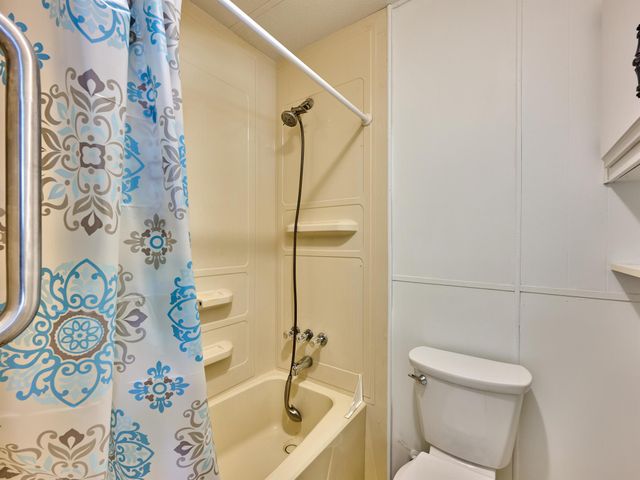 7829 SE Eagle Avenue, Hobe Sound, FL 33455