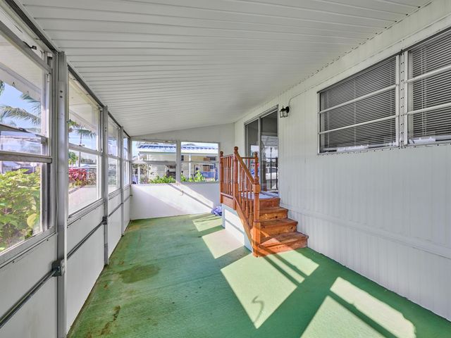 7829 SE Eagle Avenue, Hobe Sound, FL 33455