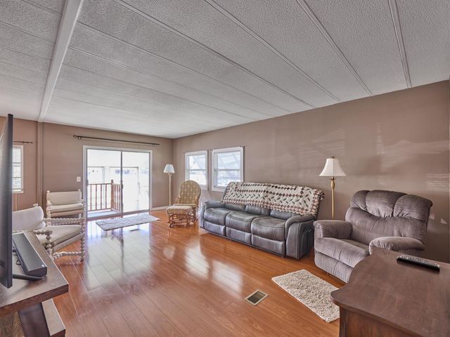 7829 SE Eagle Avenue, Hobe Sound, FL 33455