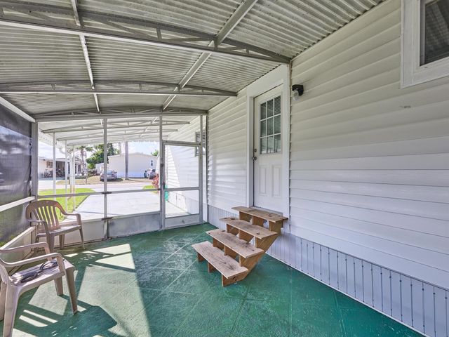 7829 SE Eagle Avenue, Hobe Sound, FL 33455