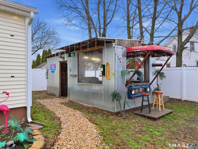 2 Myrtle Street, Plainfield, CT 06374