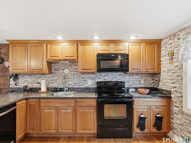 2 Myrtle Street, Plainfield, CT 06374