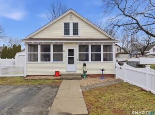2 Myrtle Street, Plainfield, CT 06374