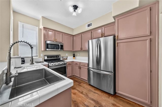 39211 Turtle Bay E, Murrieta, CA 92563
