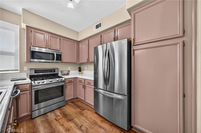 39211 Turtle Bay E, Murrieta, CA 92563