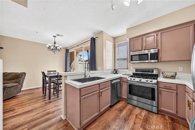 39211 Turtle Bay E, Murrieta, CA 92563