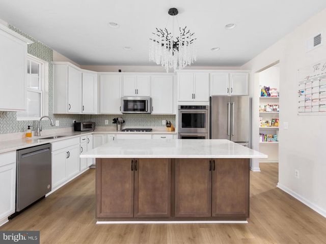 111 INTERLACE, Stephenson, VA 22656